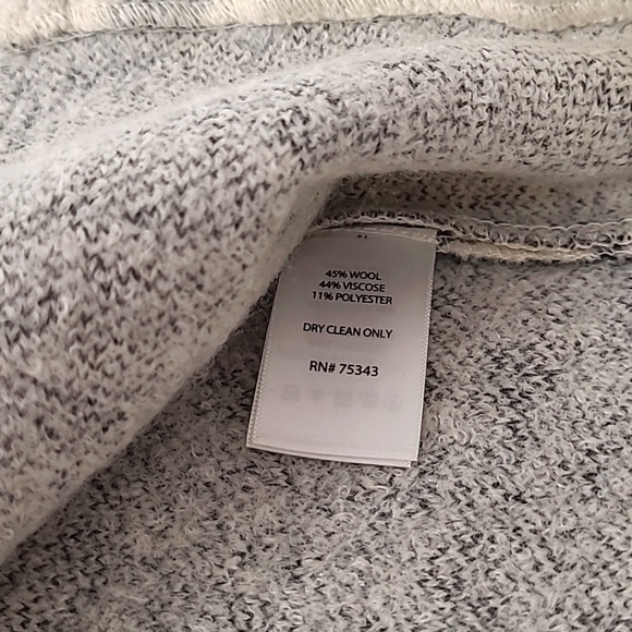 Super cute Anthropology Lucy & Laurel wool blend coat size M. - Picture 6 of 7